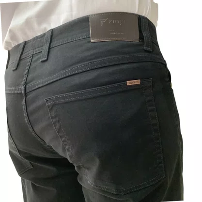 Bermuda Sarja Fideli Giorno Regular Preta BR50401671