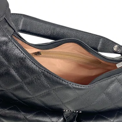 Bolsa Hobo Grande Scamboo Couro Preta 2025