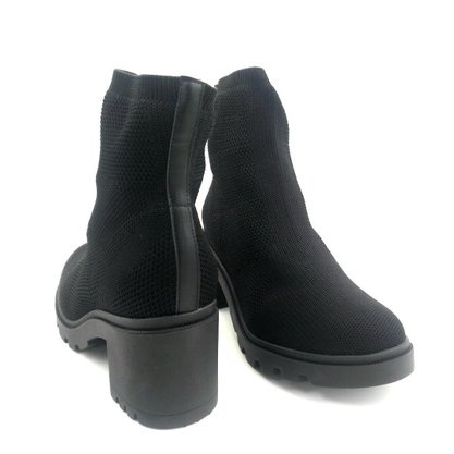 Bota Bebecê em Malha knit Preta Salto Tratorado 5618086
