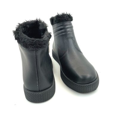 Bota Beira Rio Preta Com Forro de Pelo 9078102