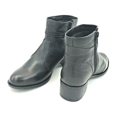 Bota Cano Curto Comfort Plus Couro Preta 7299