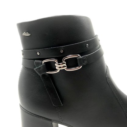 Bota Dakota Salto Bloco Bico Redondo Preta 9611