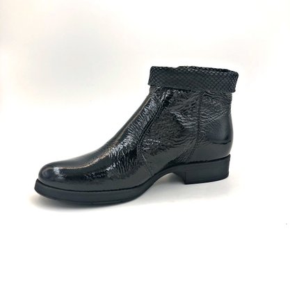 Bota Feminina Bottero Couro Verniz Preta Cano Curto