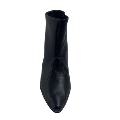 Bota Ramarim Couro Preta 2657101 Cano Curto Bico Fino