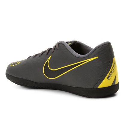 Chuteira de Futsal Nike Mercurial Vapor 12 Club Cinza