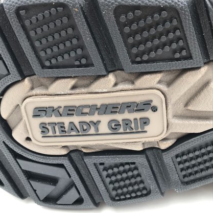 Coturno Skechers Repelente à Água Respected Boswell Marrom