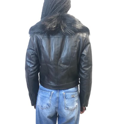 Jaqueta Alpelo P.U com Gola de Pelo Preta 40300029