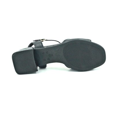 Sandália Comfortflex Preta Salto Grosso 2167404