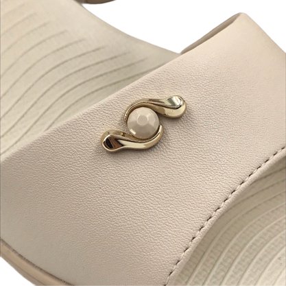 Sandália Comfortflex Salto Bloco Bege 2361402