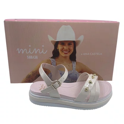 Sandália Papete Menina Mini Sua Cia Verniz Pérola 52115