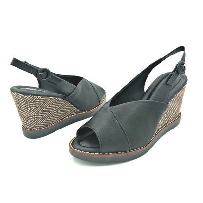Sandália Piccadilly Anabela Preta Para Joanete 428026