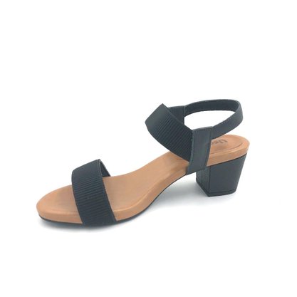 Sandália Usaflex Preta com Tiras Elásticas Salto Grosso