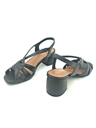 Sandália Usaflex Tiras Couro Preta Conforto 6508