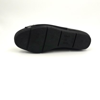 Sapatilha Comfortflex com Fivela Preta 1963303