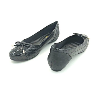 Sapatilha Comfortflex Preta Laço Bico Redondo 2184303