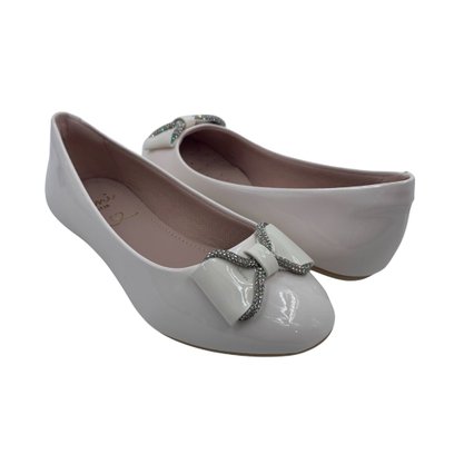Sapatilha Mini Sua Cia Verniz com Laço Off White 51955