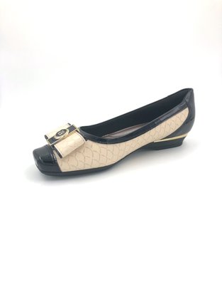 Sapatilha Piccadilly Creme/Preta Bico Quadrado147152