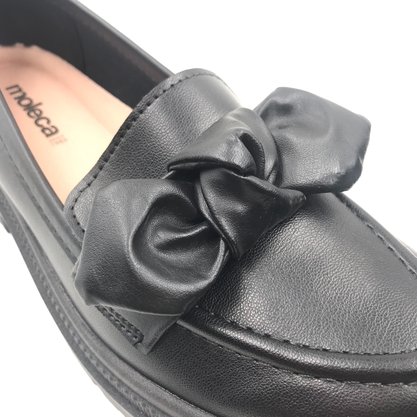 Sapato Moleca Mocassim Tratorado com Laço Preto 5775108
