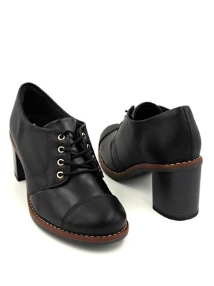 Sapato Oxford Piccadilly Preto Salto Alto Salto Grosso