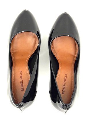Sapato Scarpin Verniz Preto Renata Mello Meia Pata