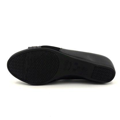 Sapato Usaflex Preto de Couro Com proteção do Joanete