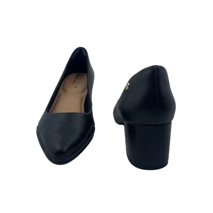 Scarpin Couro Ramarim Comfort Salto Baixo Preto 2662101