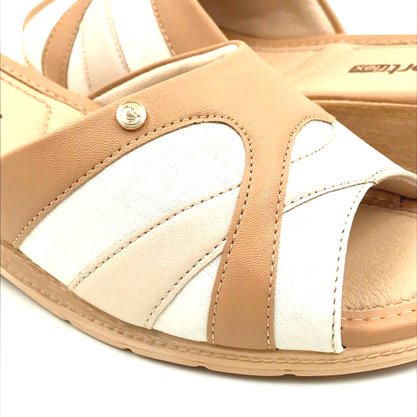 Tamanco Comfortflex Anabela Bege 2396401
