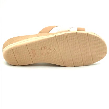 Tamanco Comfortflex Anabela Bege 2396401