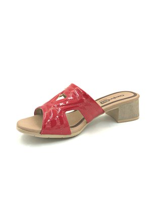 Tamanco Comfortflex Verniz Vermelho Salto Médio 2077401