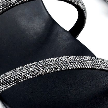 Tamanco La Femme Rasteira Anatômico Preto Cristais 34095.