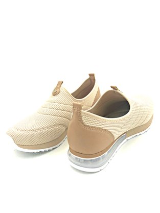 Tênis Comfortflex Creme 2049402 Tecido Com Amortecedor