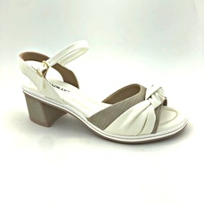 Sandália Piccadilly Branca Salto Grosso com Nó 566005